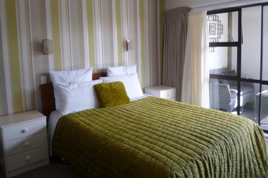 Opua Boutique Seaview Motel Szoba fotó