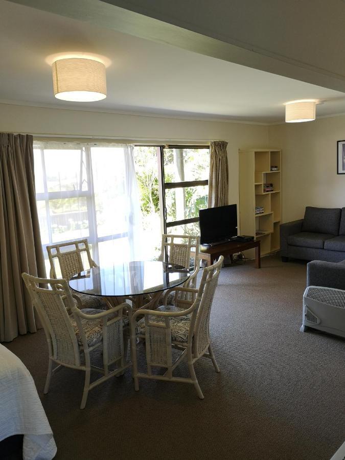 Opua Boutique Seaview Motel Kültér fotó